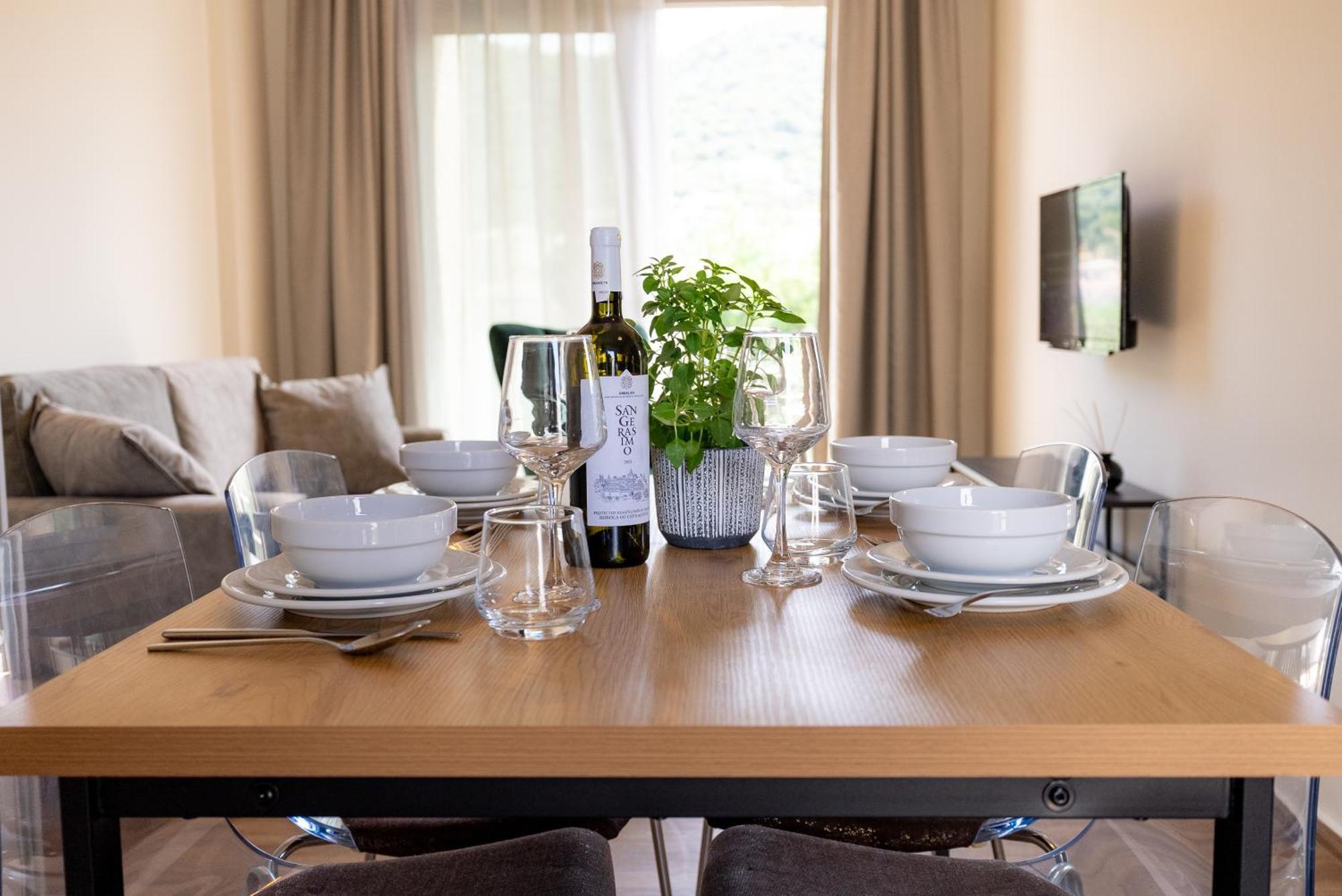 ואטי Ithaca Residence מראה חיצוני תמונה